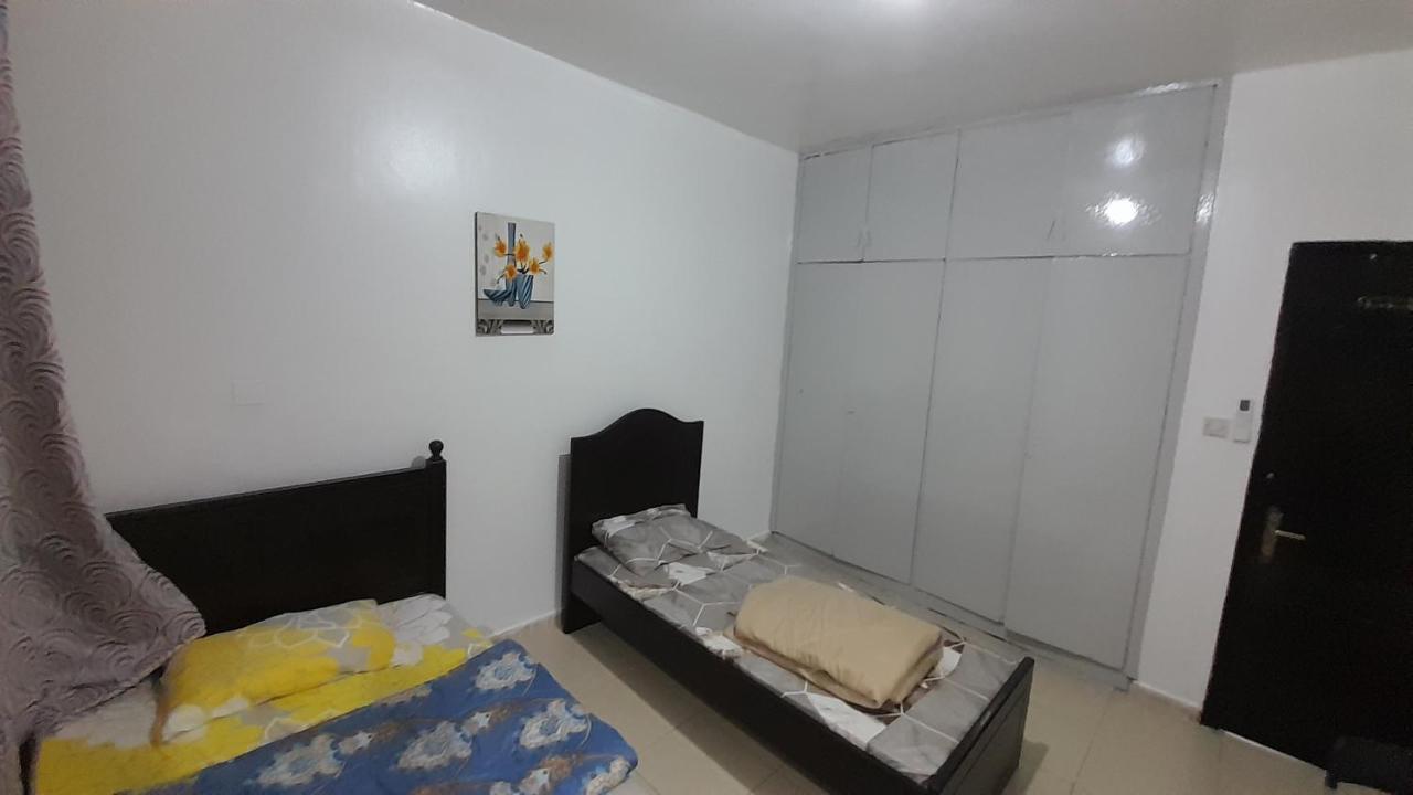 Homestay Admbs03 Abu Dhabi